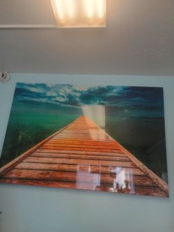 Awesome wall art.
5 feet wide
3 feet 4” tall