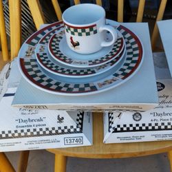 Box Daybreak . Ensemble 4 pieces  ---Colección