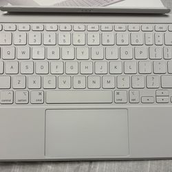 Apple Magic Keyboard for iPad – OPEN BOX – Like New