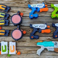 Nerf Super Soaker Squirt Gun Bundle