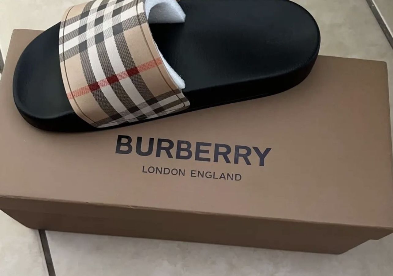 Women’s Burberry Slides