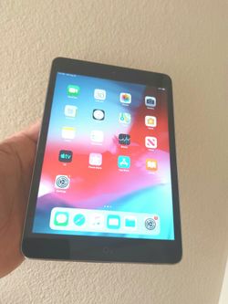 iPad mini 1 16gb unlocked clean  