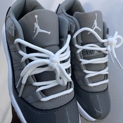 Jordan 11 Low Rise Gray Kids Size 