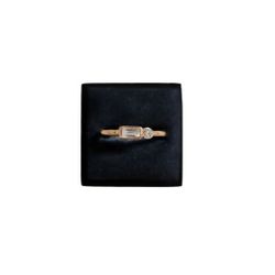 Size 8 Gold Toned Bling Ring