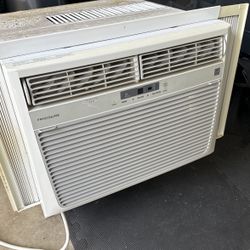 Frigidaire Window Air Conditioner 