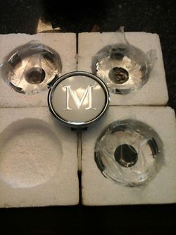 Mandrus wheel center caps