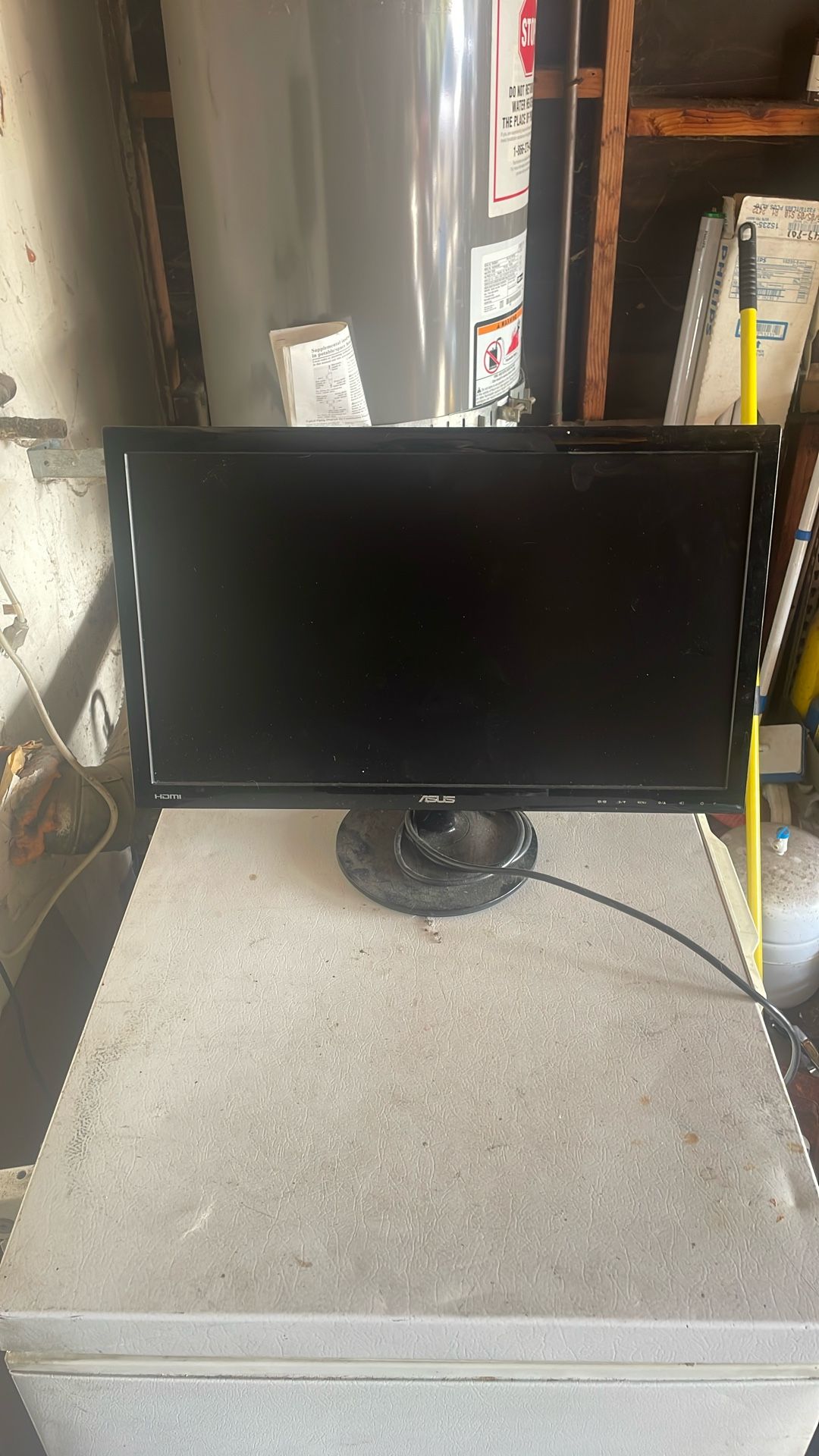Asus computer monitor