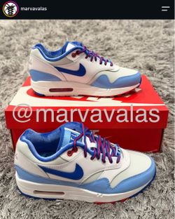 Nike Air Max 1 Atlanta Braves. Womens 7.5 or 8
