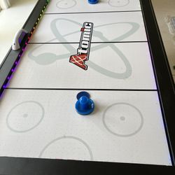 Air Hockey Table