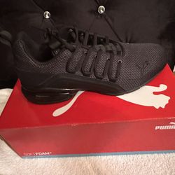 Men's Puma Gym Shoes