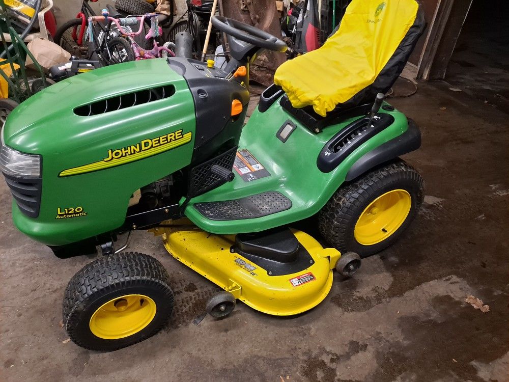 For Sale John Deere L120 with 22HP Vtwin with 48" Deck. 1,200 for