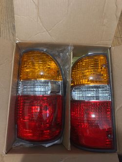 98-01 Toyota Tacoma tail lights