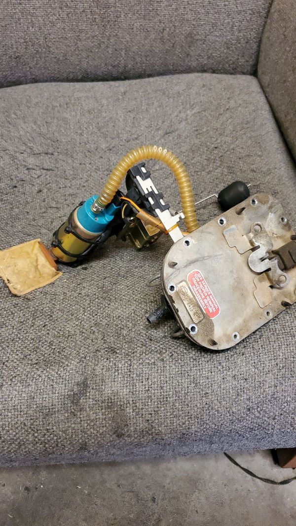 2003 HARLEY DAVIDSON SOFTAIL FUEL PUMP ASSEMBLY for Sale in Los Angeles