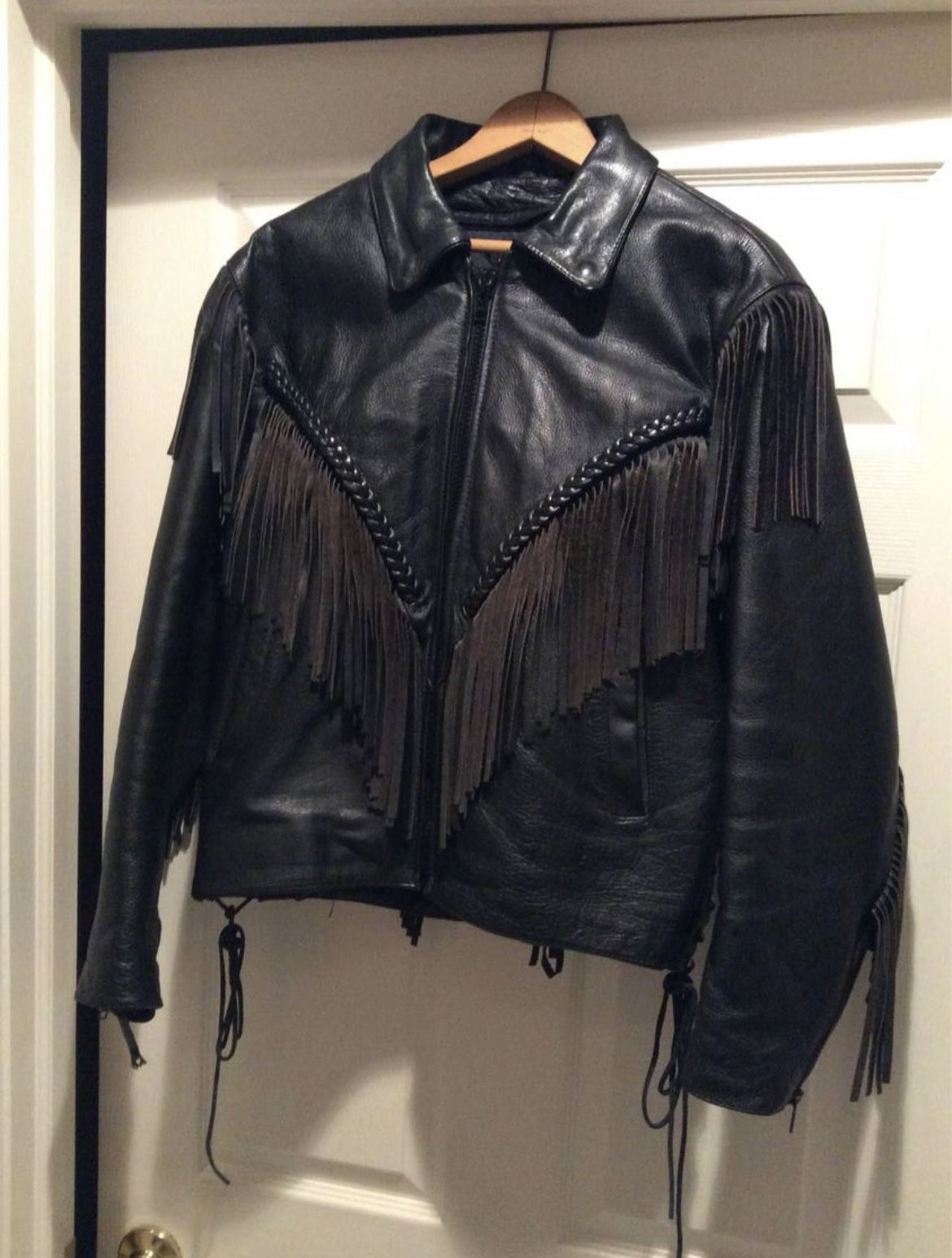 Womens Black Leather Fringed MotorCycle Jacket Size L W/ Zip Out Lining