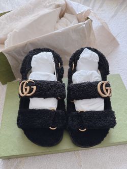 New- Gucci Sandals (size 36.5)