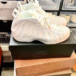 All White  Foamposits