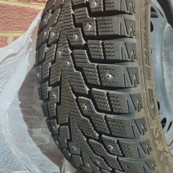 16' Studded Snow Tires With Wheels