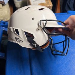 Girls softball helmet With Face Guard - Barely Used - Schmitt Brand 