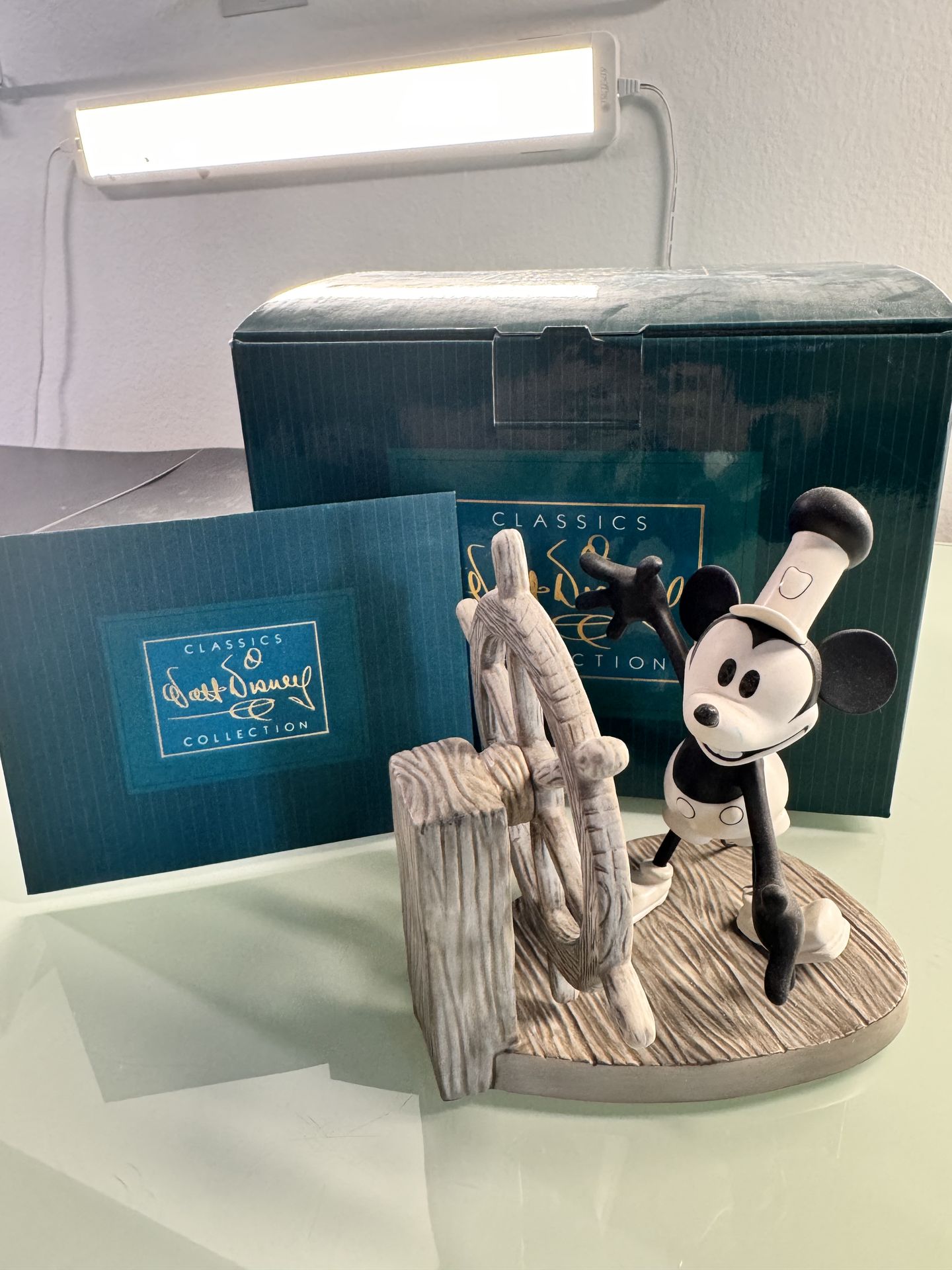 WDCC 5th Anniversary Mickey's Debut STEAMBOAT WILLIE MICKEY MOUSE Figurine w COA