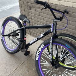 trading/selling custom maniacc flyer