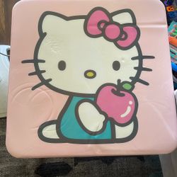 Hello Kitty Kids Table With Chairs
