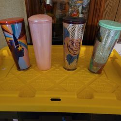 Starbucks Cups 