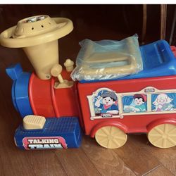 Train -kids ride On, 2cars , $50 W-8 Track P/ Up Upland 