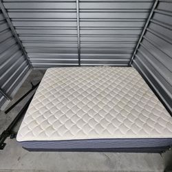 Queensize Mattress & Box Spring  W/rails