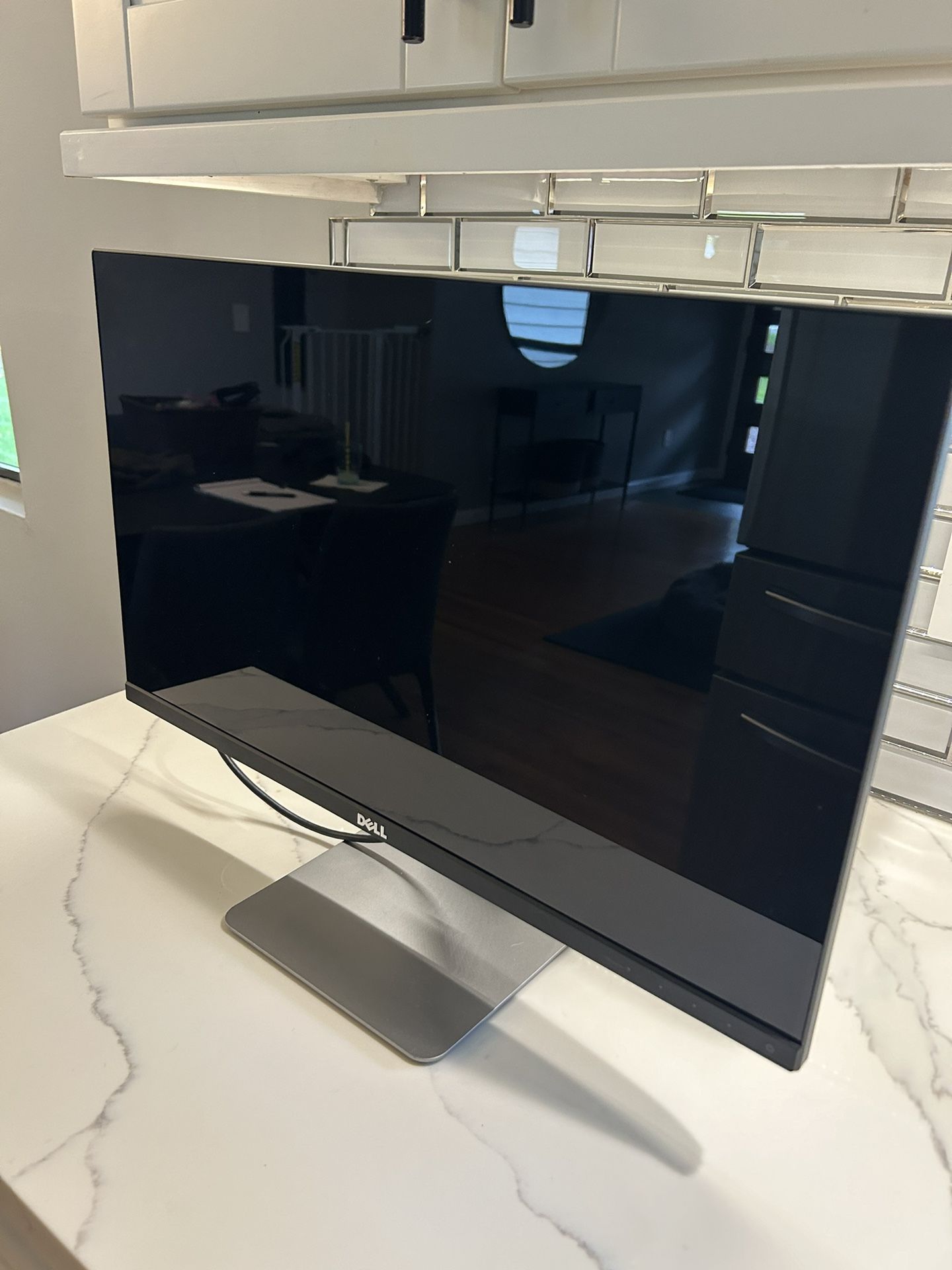 Dell 24 Inch Monitor