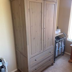 IKEA HEMNES Armoire/Wardrobe Cabinet – Gray Brown – Very Good Condition
