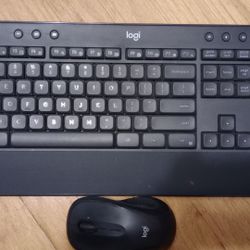 Logitech keyboard+Mouse