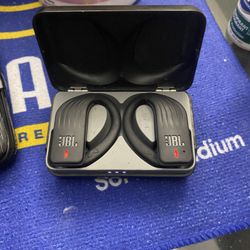 JBL Earbuds 