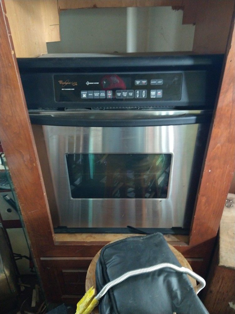 New Never Used Range And Oven 