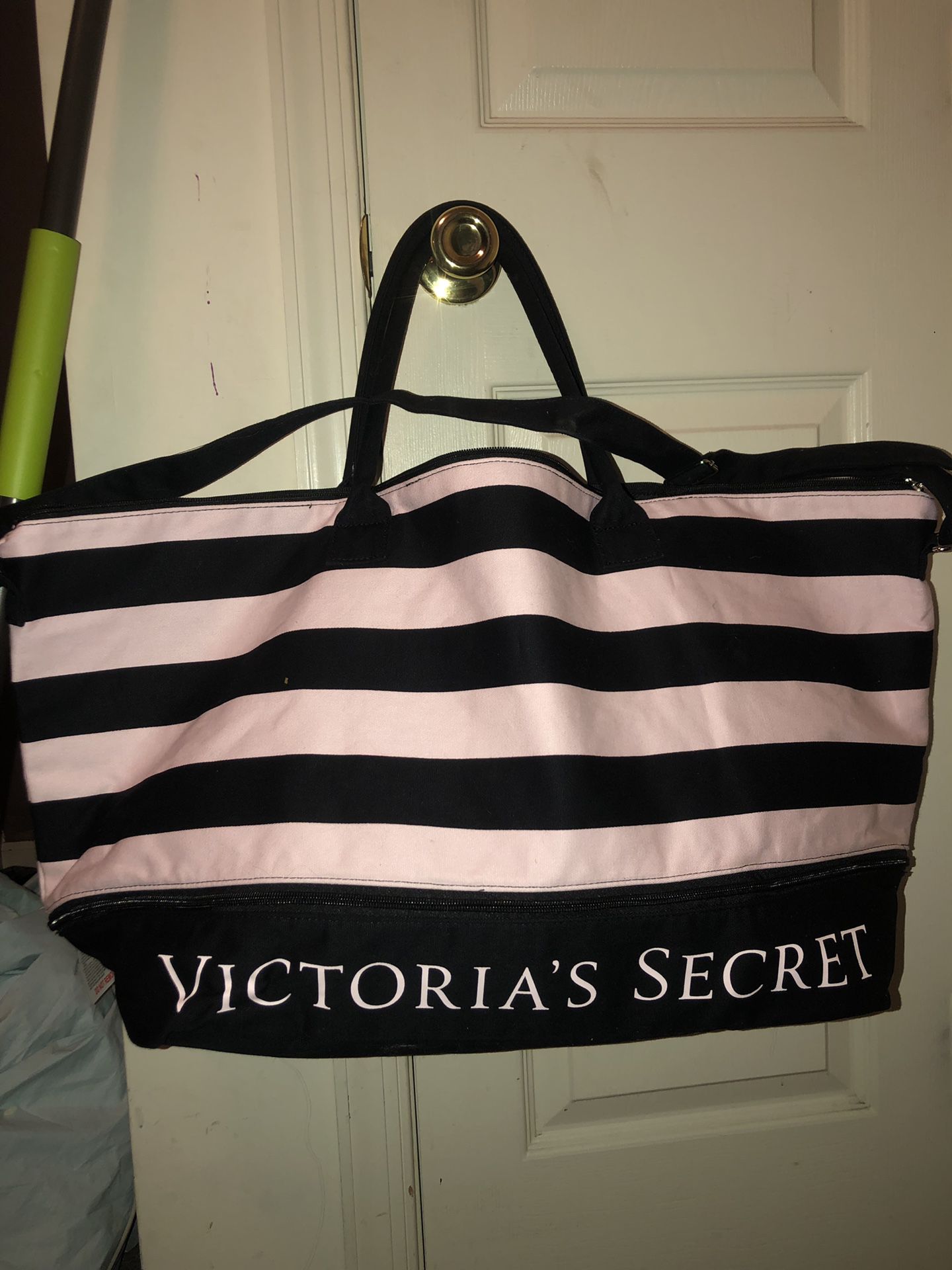 Victoria secret duffel bag or gym bag