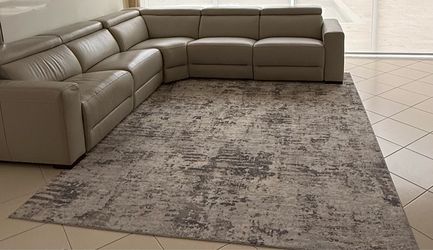Modern Flat Area Rug 8 x 10 Like New