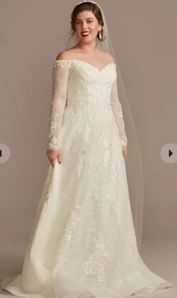 OLEG CASSINI leafy applique lace off the shoulder wedding dress Size 10