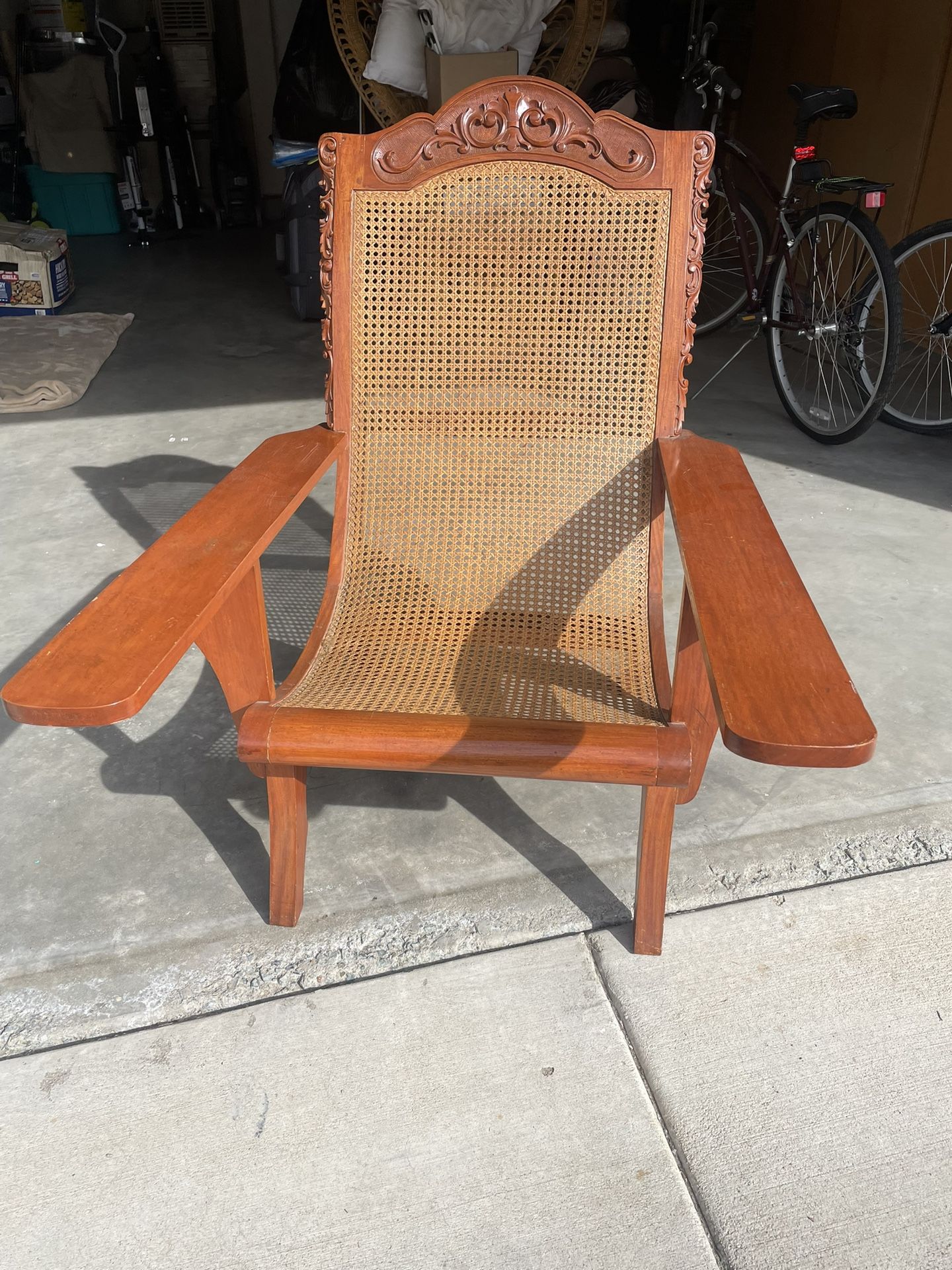 Butaka Chair