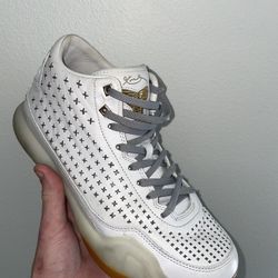Kobe 11 Mid Ext Gum