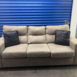 Comfy Gray Couch (free delivery)