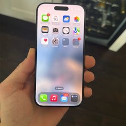 1 Month Old iPhone 16 Pro-256 GB