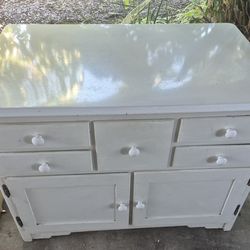 1930s hoosier cabinet bottom half with enamel tray for Refurbishmeant. From panorama city 1930s hoosier cabinet bottom half with enamel tray for Refur