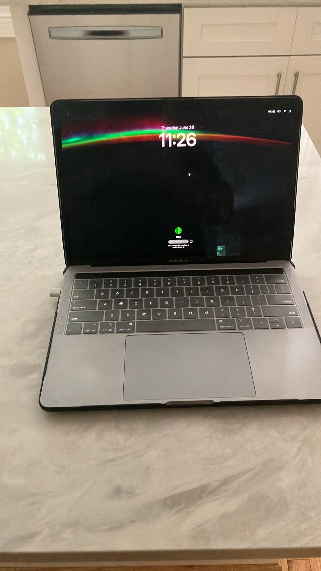 Macbook Pro 2019 i5 13 Inch 256gb Ssd 16gb Ram