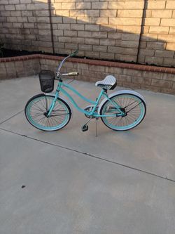 Huffy Summer land Beach Cruiser