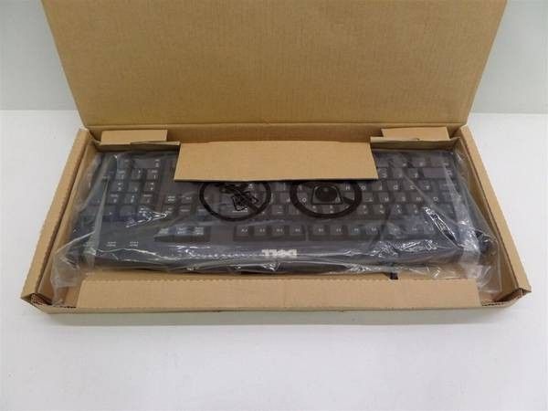 NEW Dell Keyboard, Model: SK-8110, PS/2 Interface, Black, DP/N 07N242