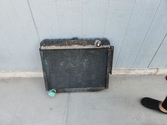 Radiator Ford