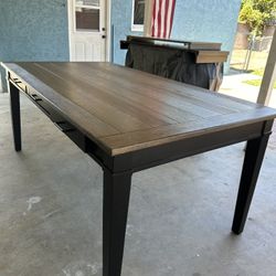 Dining  Room Table