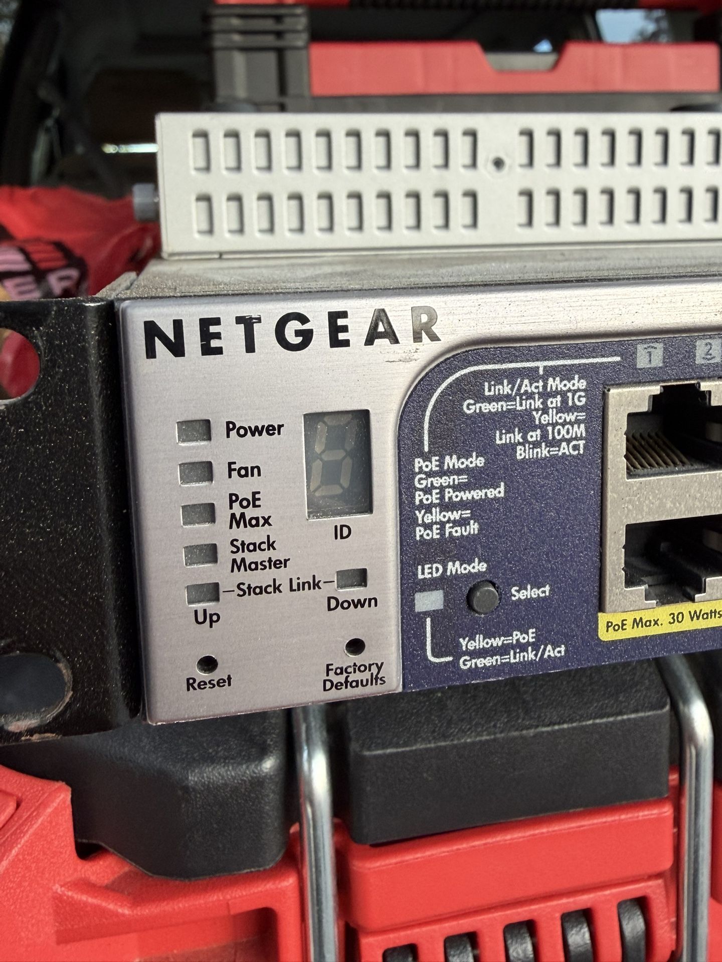 Netgear Prosafe 48p SFP Switch