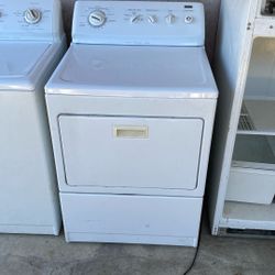 Dryer - Kenmore Elite - Gas