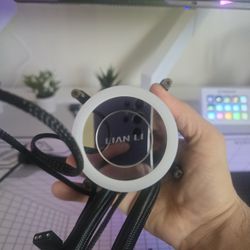 Lian Li Galahad 2 Light 