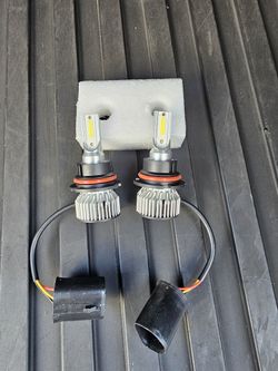 Bright New 6000k LED 9007 White Light.